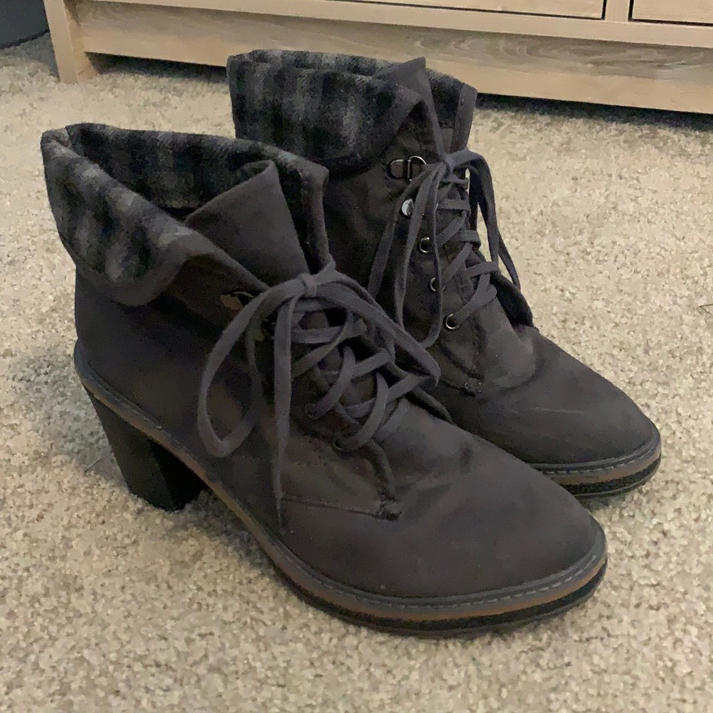 Black Winter Heel Boots